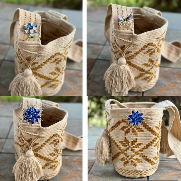 Authentic Wayuu Mochila Bag, Beige/Gold Flower Design - Picture 4 of 16